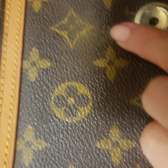 Louis Vuitton St Germain - Picture 6 of 17